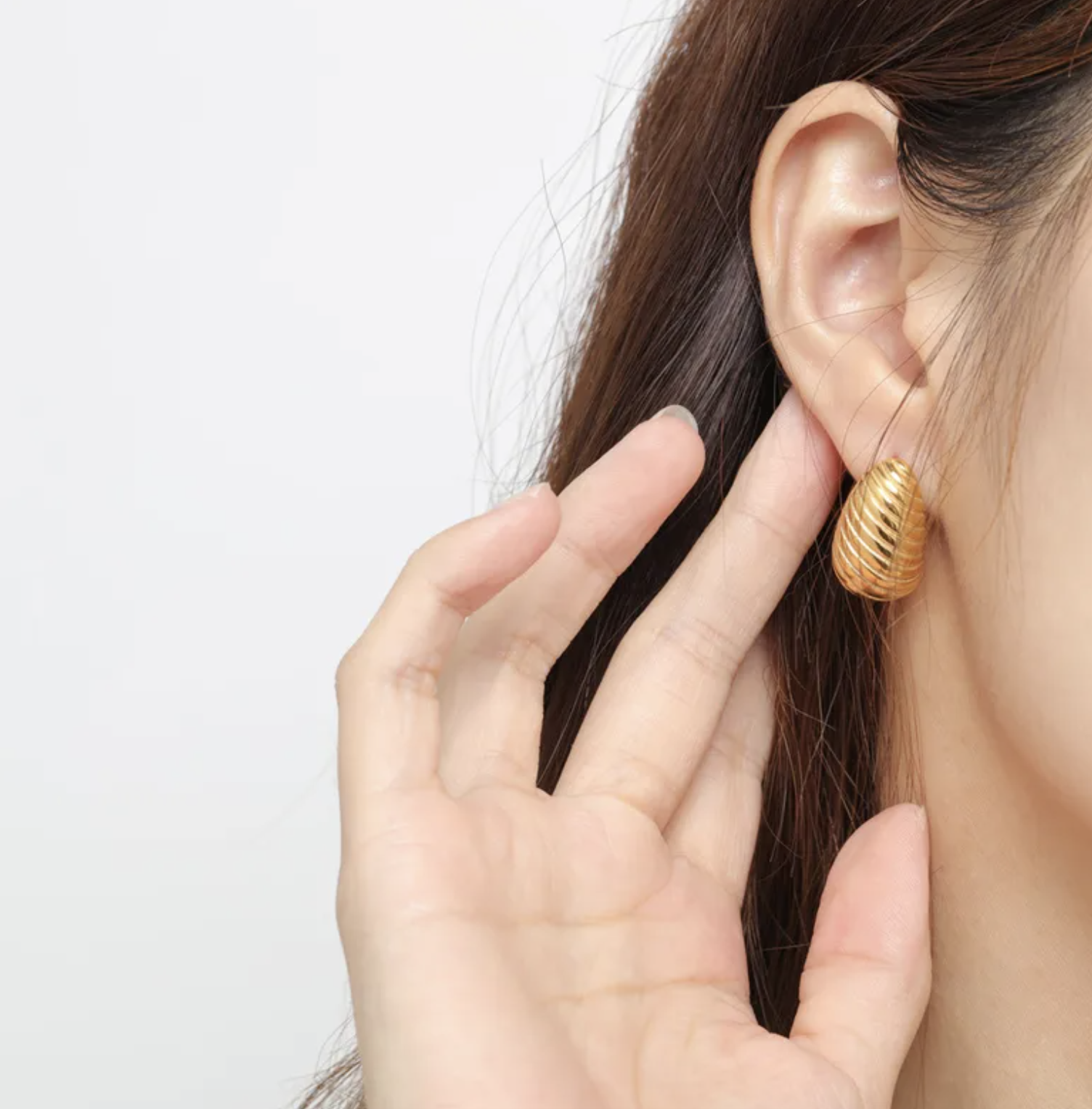 Retro Irregular Stud Earrings For Modern Women