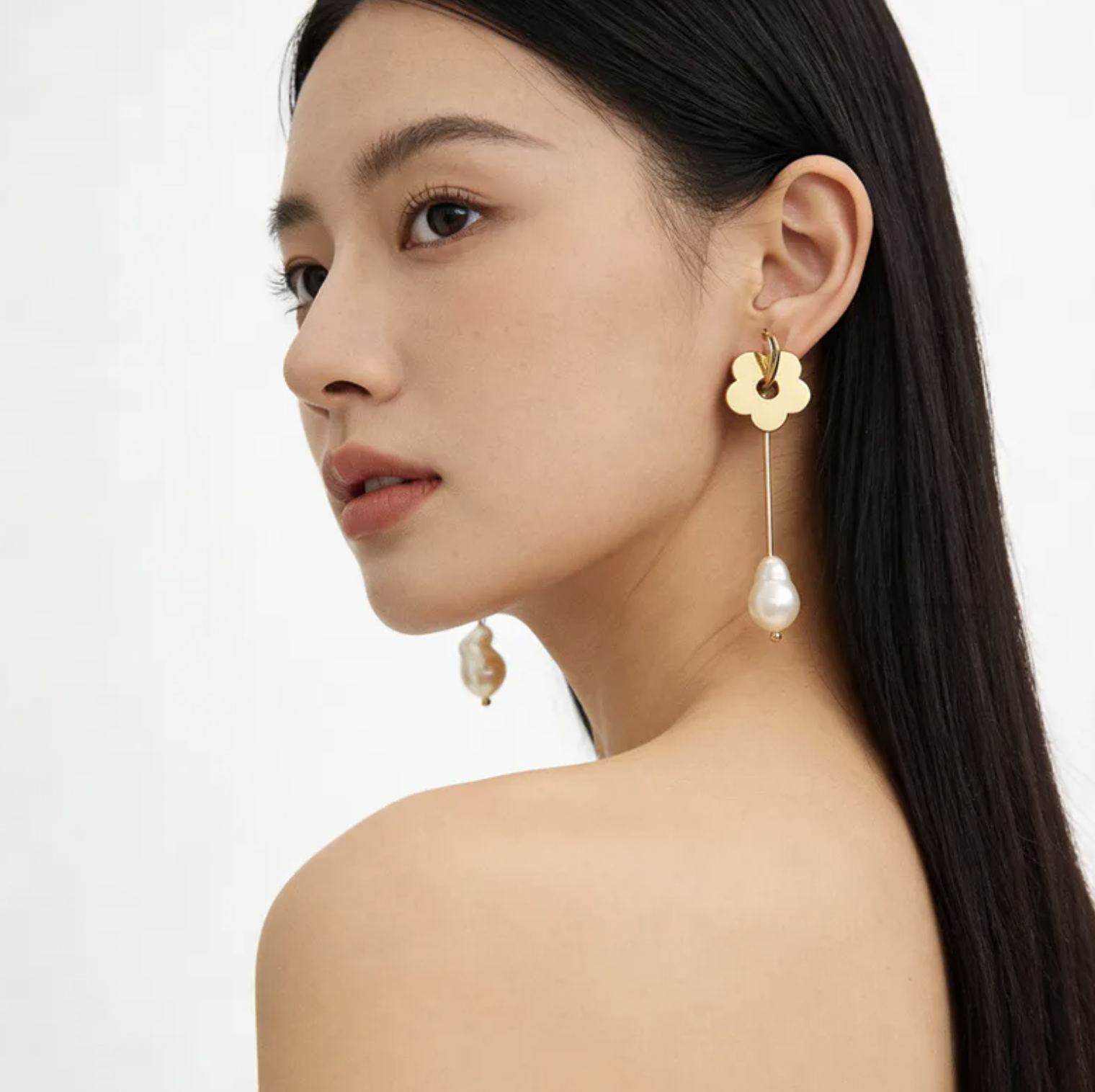 Flower Beaded Dangle Earrings For Modern Women